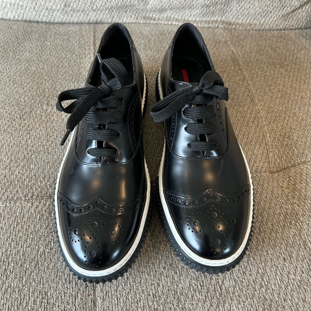 Prada Stratus Sneakers Black
